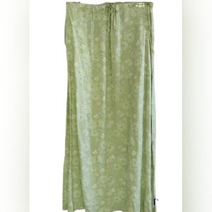 April Cornell Size L Long Floral Print Drawstring Front Pockets Very Lightweight